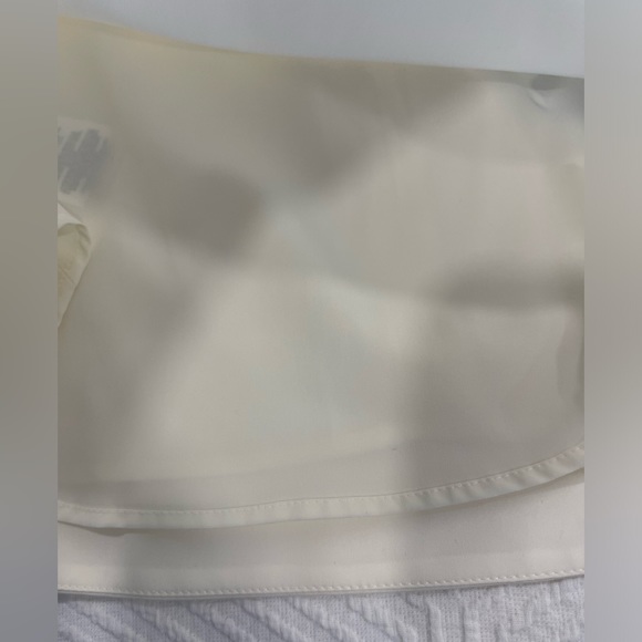 BCBG MaxAzria Overlay Mini Skirt Gardenia - Picture 6 of 7